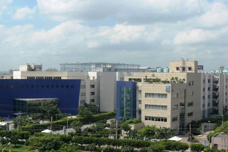 Vipul Agora in Sector 28 Dwarka Expressway, Gurgaon thumbnail 4