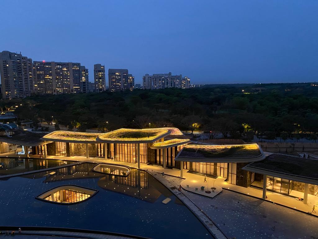 DLF Camellias Sector 42 Golf Course Road, Gurgaon thumbnail 4