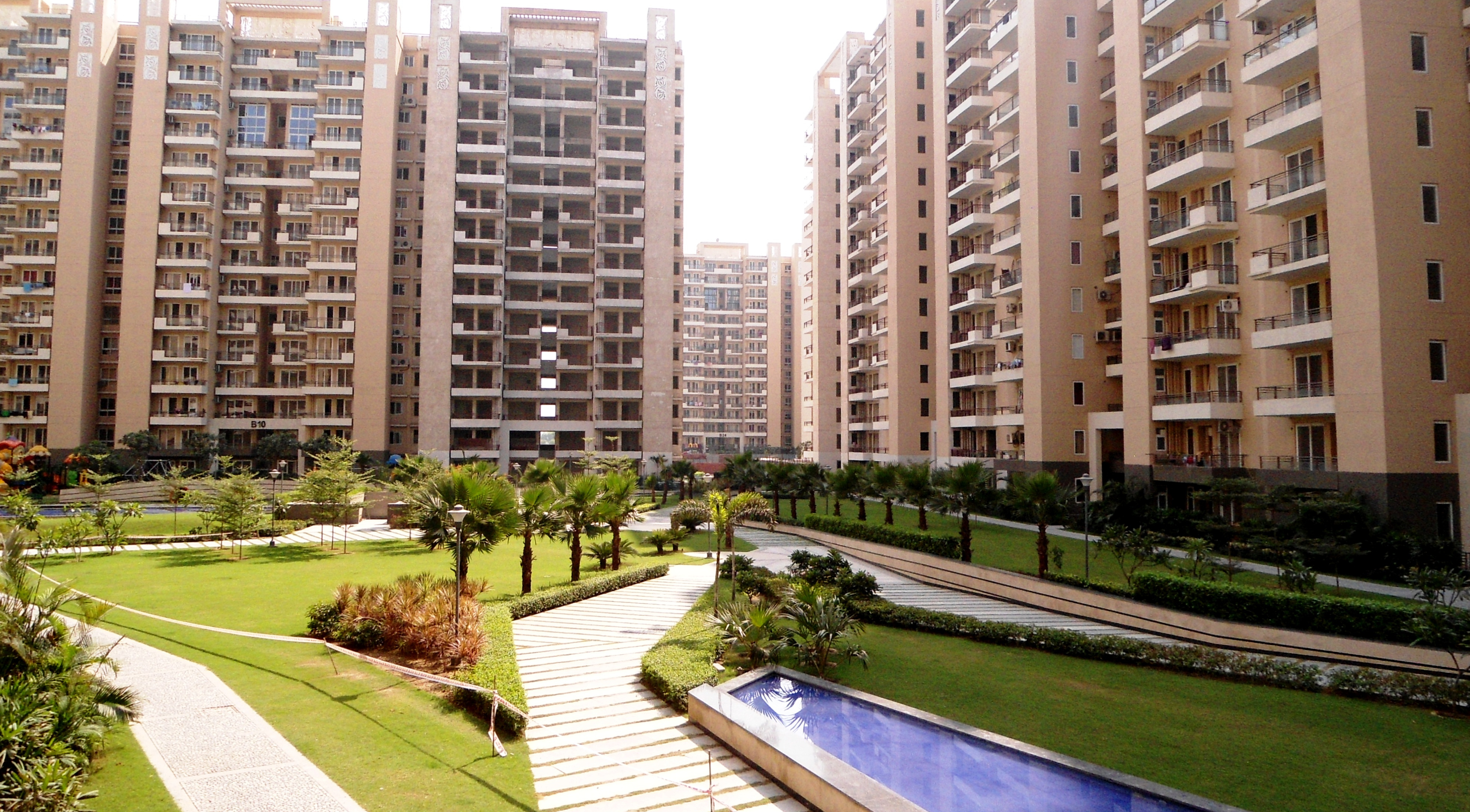Tulip Purple Sector 69 Golf Course Extension Road, Gurgaon thumbnail 9