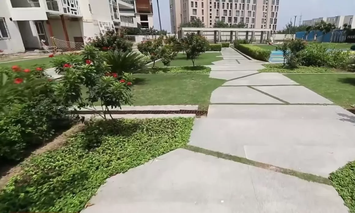 Pioneer Araya Sector 62 Golf Course Extension Road, Gurgaon thumbnail 9