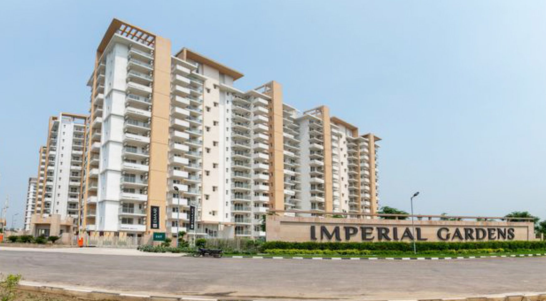 Emaar Imperial Gardens Sector 102 Dwarka Expressway, Gurgaon thumbnail 3