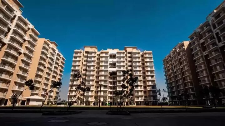 Improving Accessibility 2bhk flats in Sohna Road