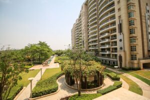 Apartments In Golf Course Road