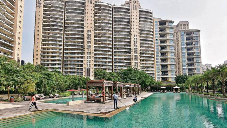 Live in the height of luxury with Gurgaon Apartments
